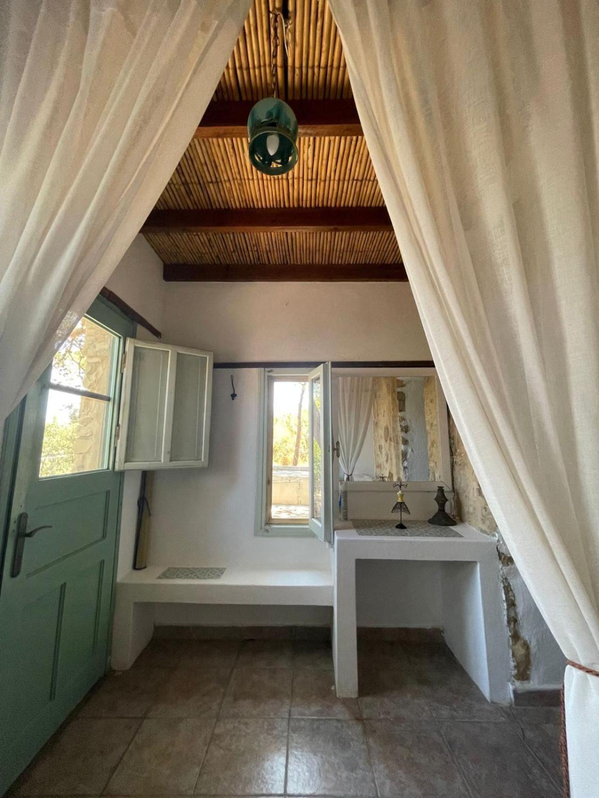 Petrino 2 - Traditional Lerian House Lakkion Ngoại thất bức ảnh